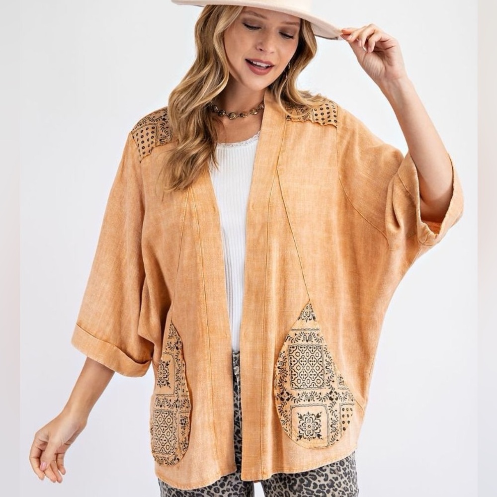 easel Tan Embroidered Open-Front Kimono Jacket